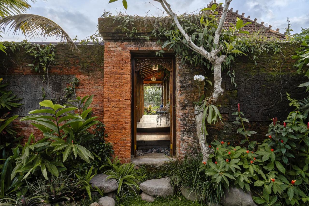 Airsania Ubud Antique Villas 外观 照片